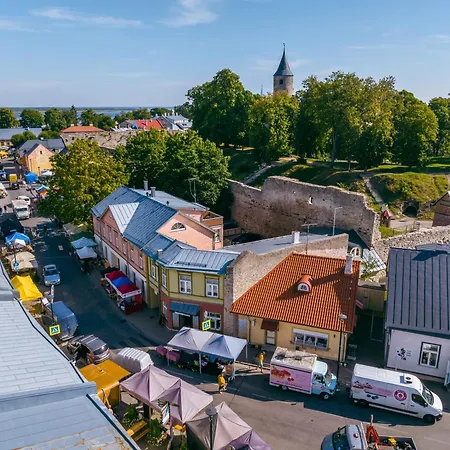 Tiny Marienholm Villa *